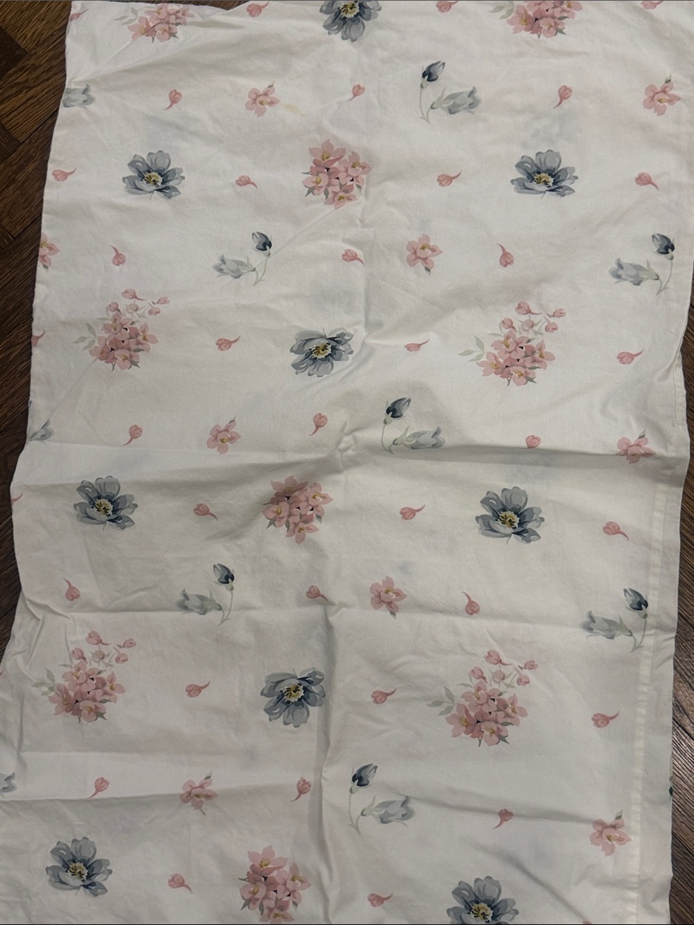 Cath Kidston White Floral Bedding Sheet with Pink and Slate Blue Gray Blooms